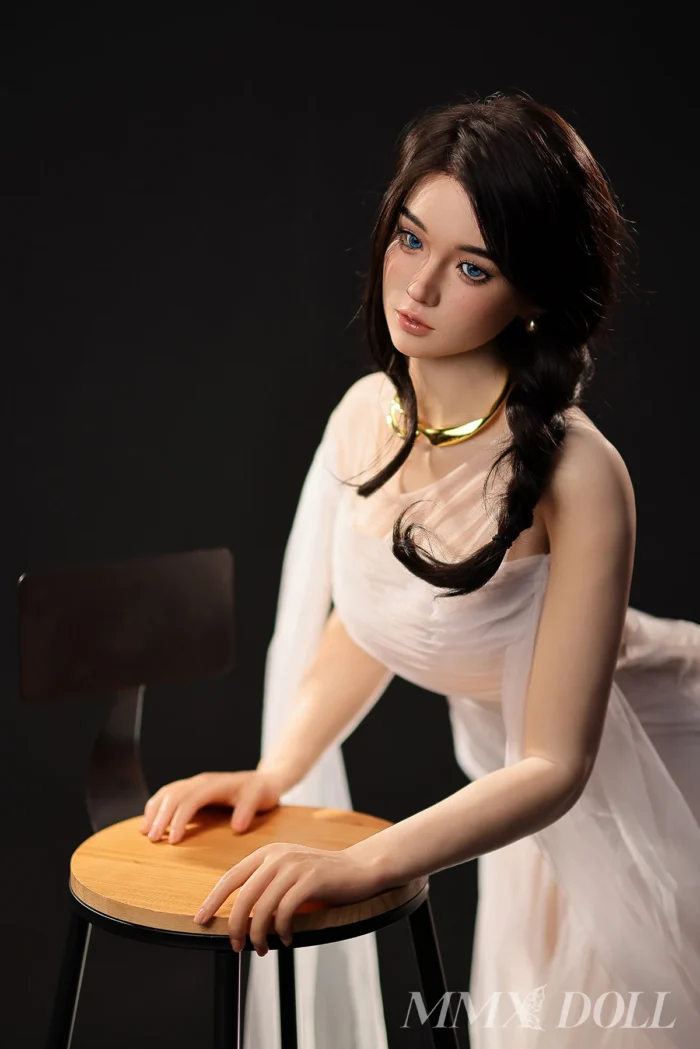 Little Orange 163cm Eurasian Visionary (18)
